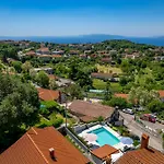 Srok Luxury By The Pool Apartman Kastav