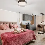 Apartman Srok Luxury By The Pool Kastav