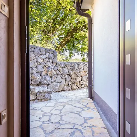 Srok Luxury With Pool