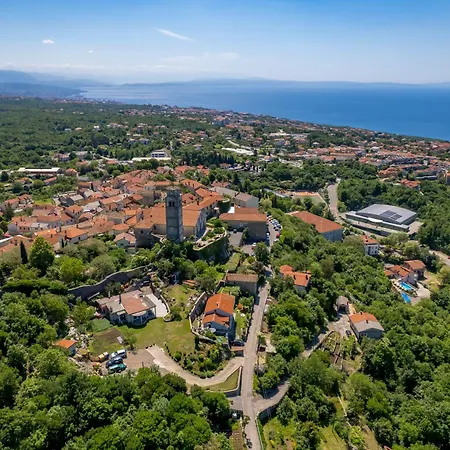 Appartement Srok Luxury With Pool