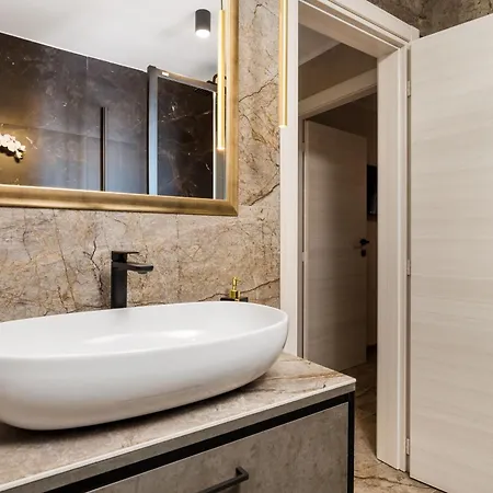 Srok Luxury With Pool *