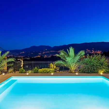 Srok Luxury With Pool