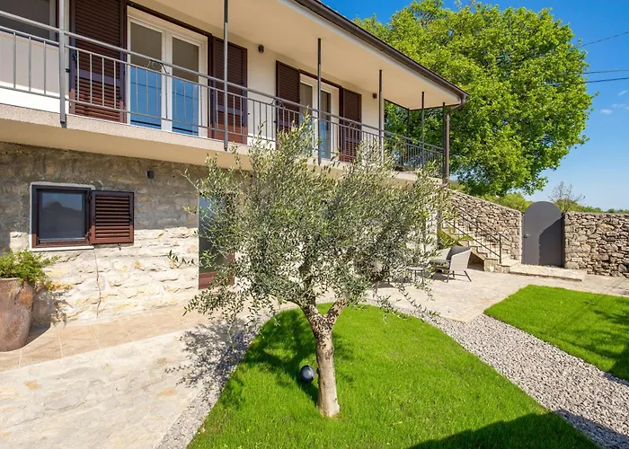 Appartement Srok Luxury By The Pool *