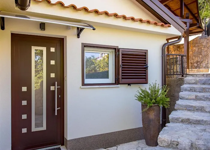 Appartement Srok Luxury By The Pool