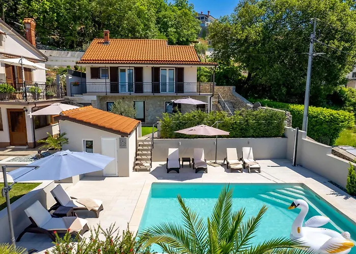 Srok Luxury By The Pool Appartement