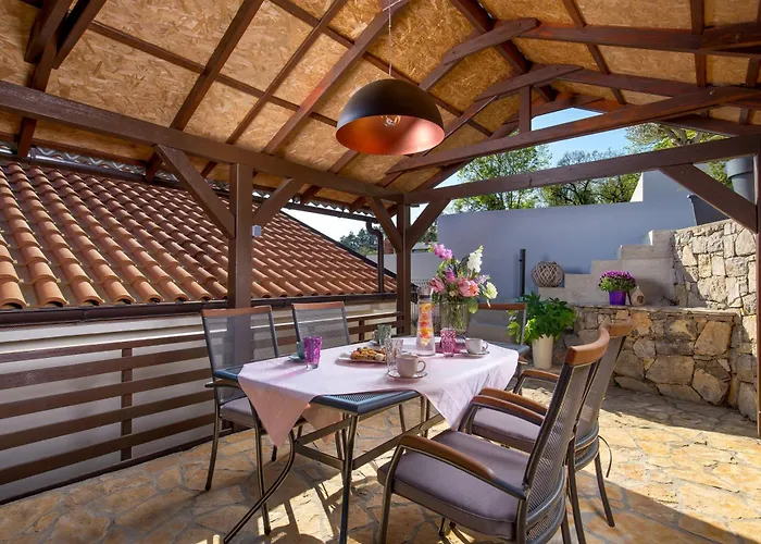 Appartement Srok Luxury By The Pool