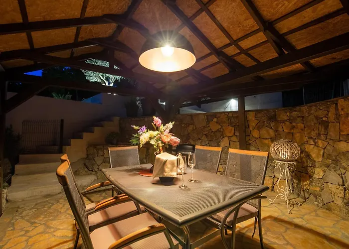 Srok Luxury By The Pool Appartement *