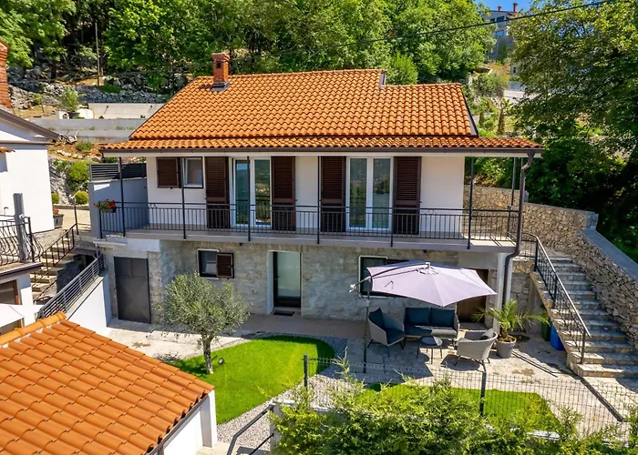 Appartement Srok Luxury By The Pool Kastav