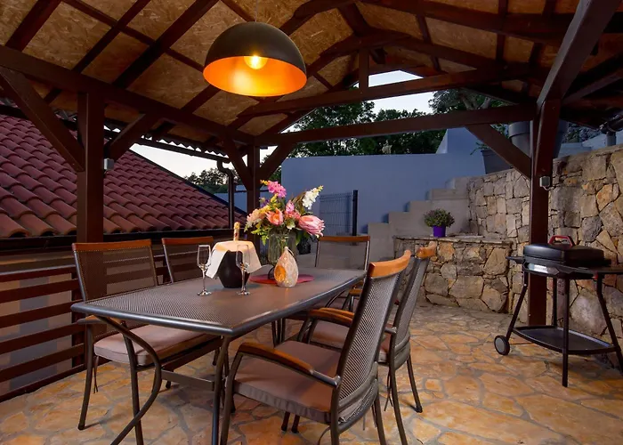 Appartement Srok Luxury By The Pool