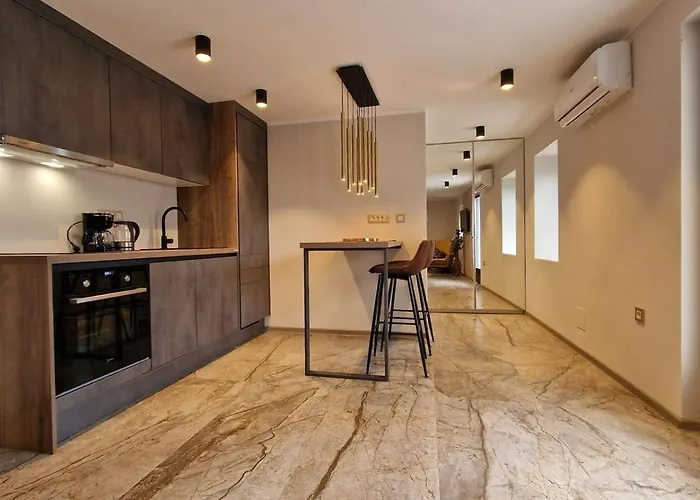 Appartement Srok Luxury By The Pool