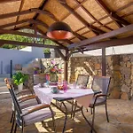 Srok Luxury By The Pool Appartement Kastav
