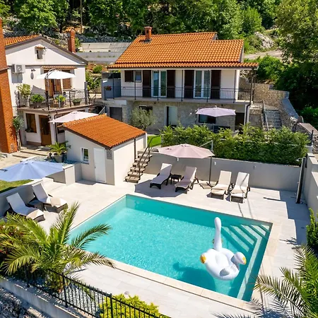 דירה Srok Luxury With Pool *