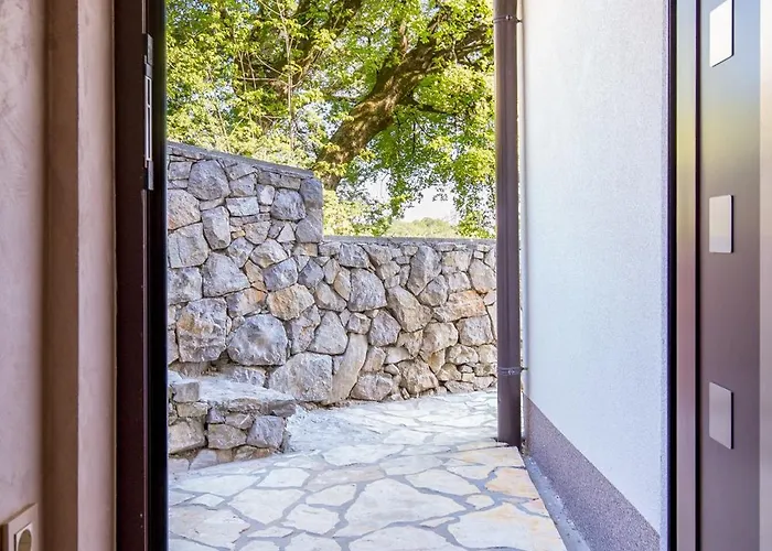 Srok Luxury With Pool